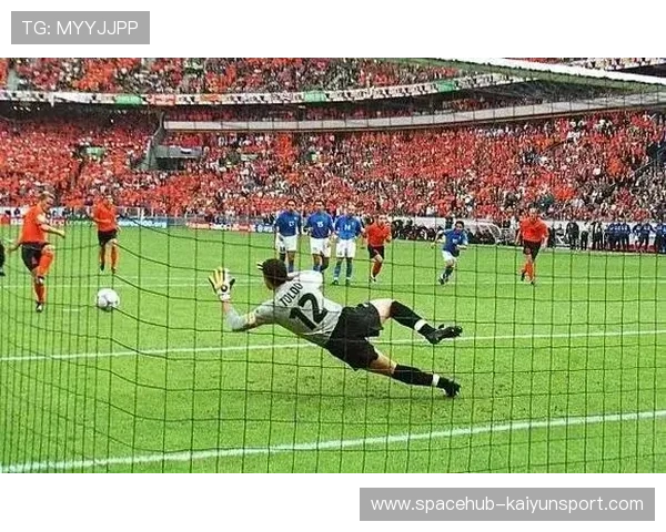 球队在欧洲杯半决赛中上演经典对决被传为佳话，欧洲杯半决赛名单出炉